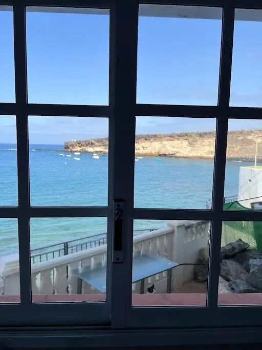 אדחה Claudia Puertito De Adeje - 2 Bedrooms, 70Mq, On The Beach 0*,  ספרד